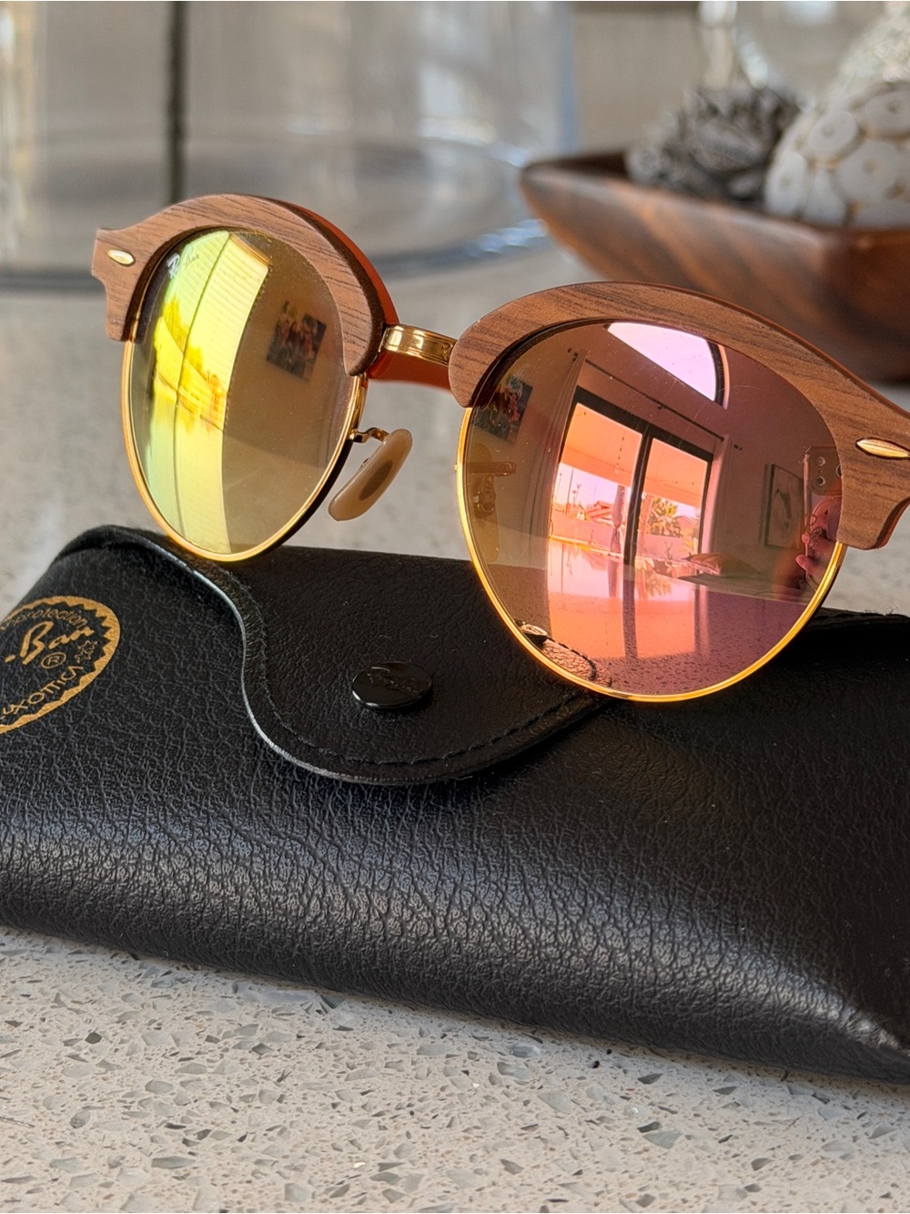 Ray-Ban Women's Round Gold Frame Sunglasses with Copper/Pink Gradient Lenses - Picture 3 of 12